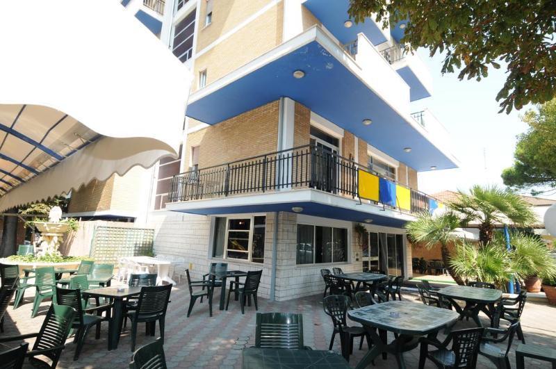 Hotel Arabesco ريميني المظهر الخارجي الصورة