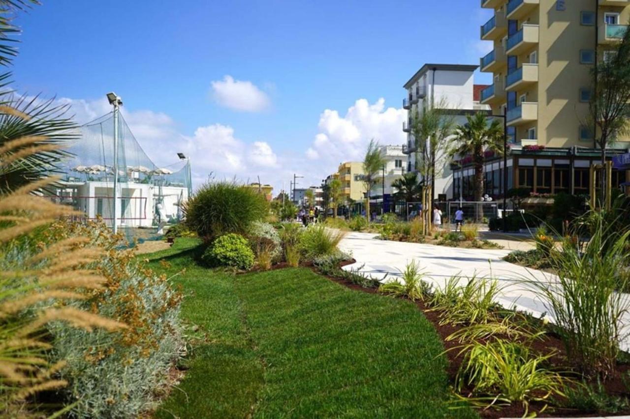Hotel Arabesco ريميني المظهر الخارجي الصورة